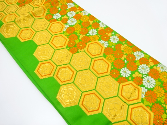 アンティーク　亀甲繋ぎに花模様織り出し袋帯（着用可）